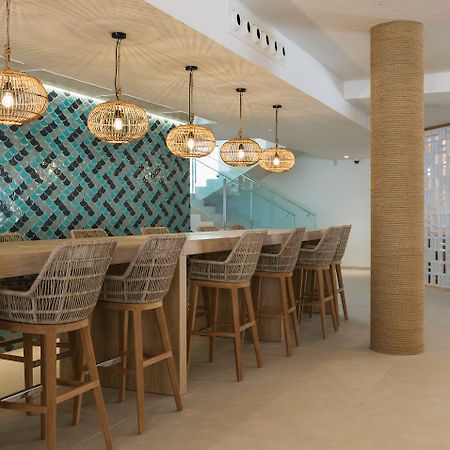 Cala San Miguel Ibiza Resort, Adults Only, Curio Collection By Hilton Port de Sant Miguel Dış mekan fotoğraf The interior of the new terminal