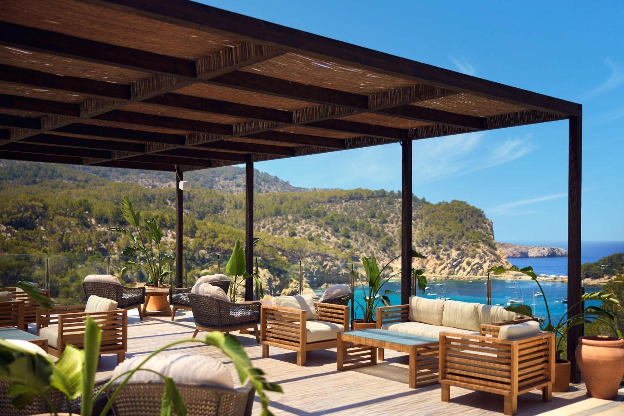Cala San Miguel Ibiza Resort, Adults Only, Curio Collection By Hilton Port de Sant Miguel Dış mekan fotoğraf The hotel's restaurant