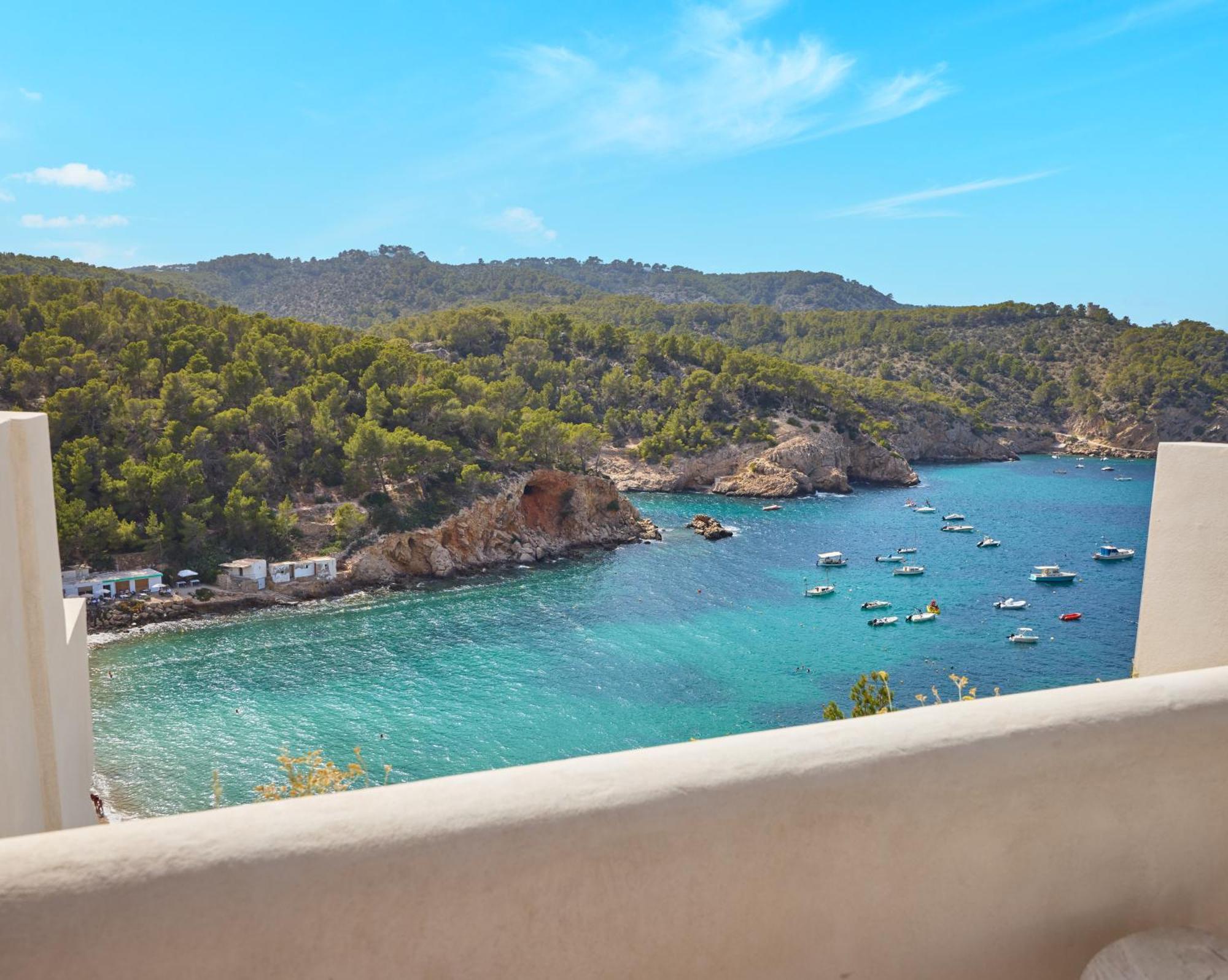 Cala San Miguel Ibiza Resort, Adults Only, Curio Collection By Hilton Port de Sant Miguel Dış mekan fotoğraf